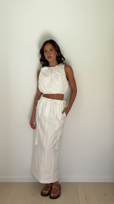 Load and play video in Gallery viewer, Kasey Midi Skirt - White
