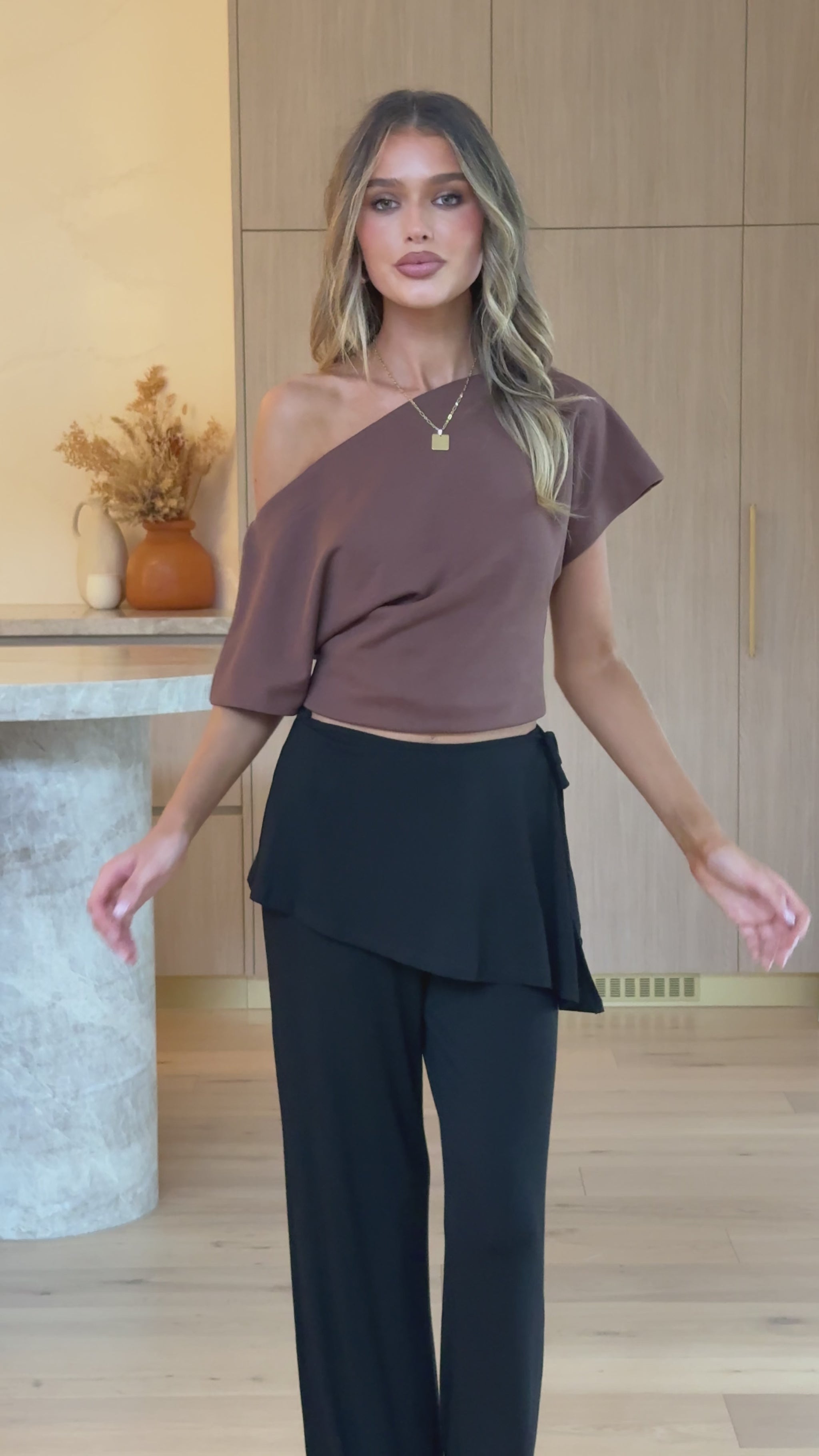 Jaxie Skirt Overlay Pants - Black - Billy J