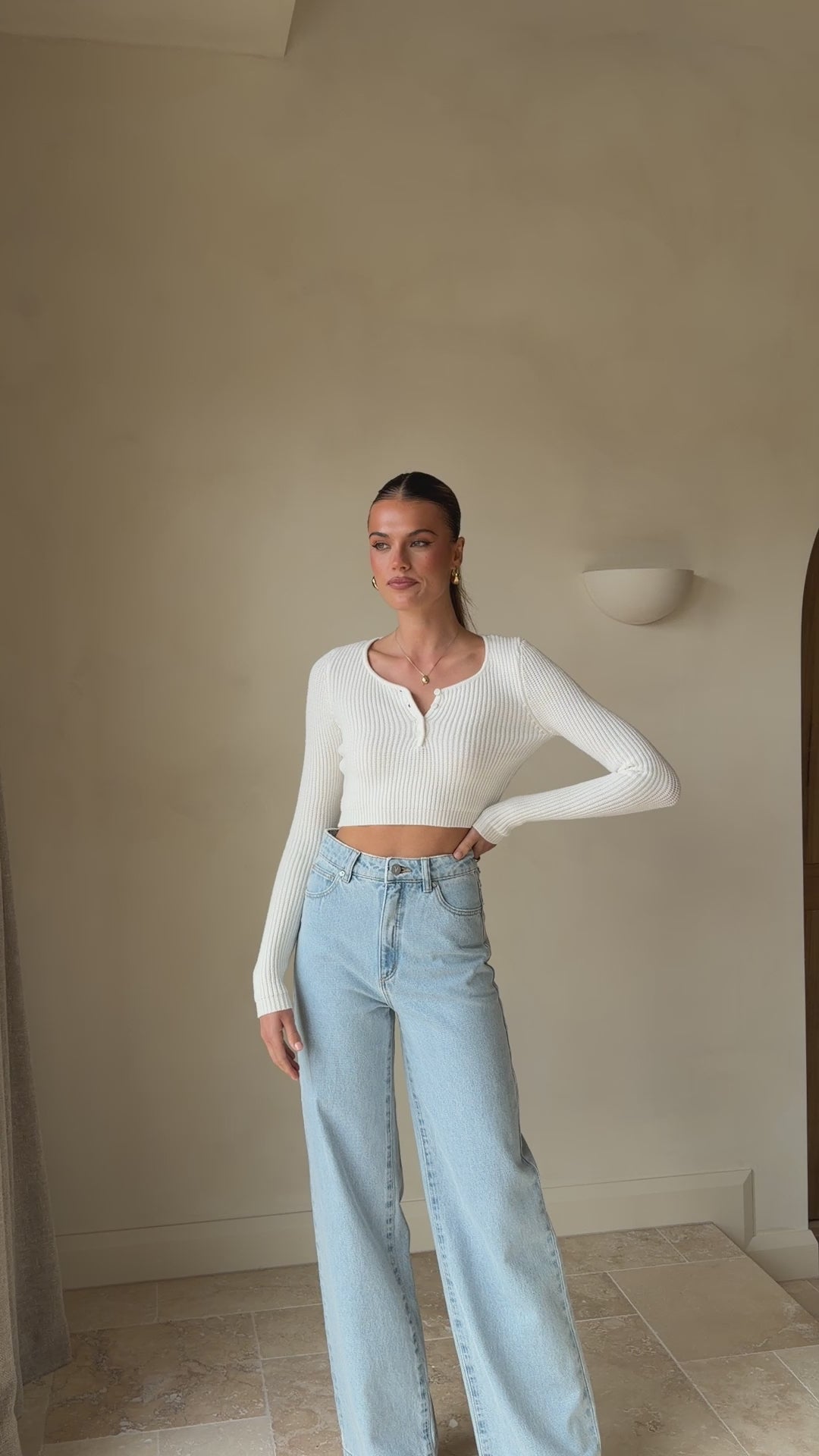 Load video: Lacy Long Sleeve Top - White - Billy J