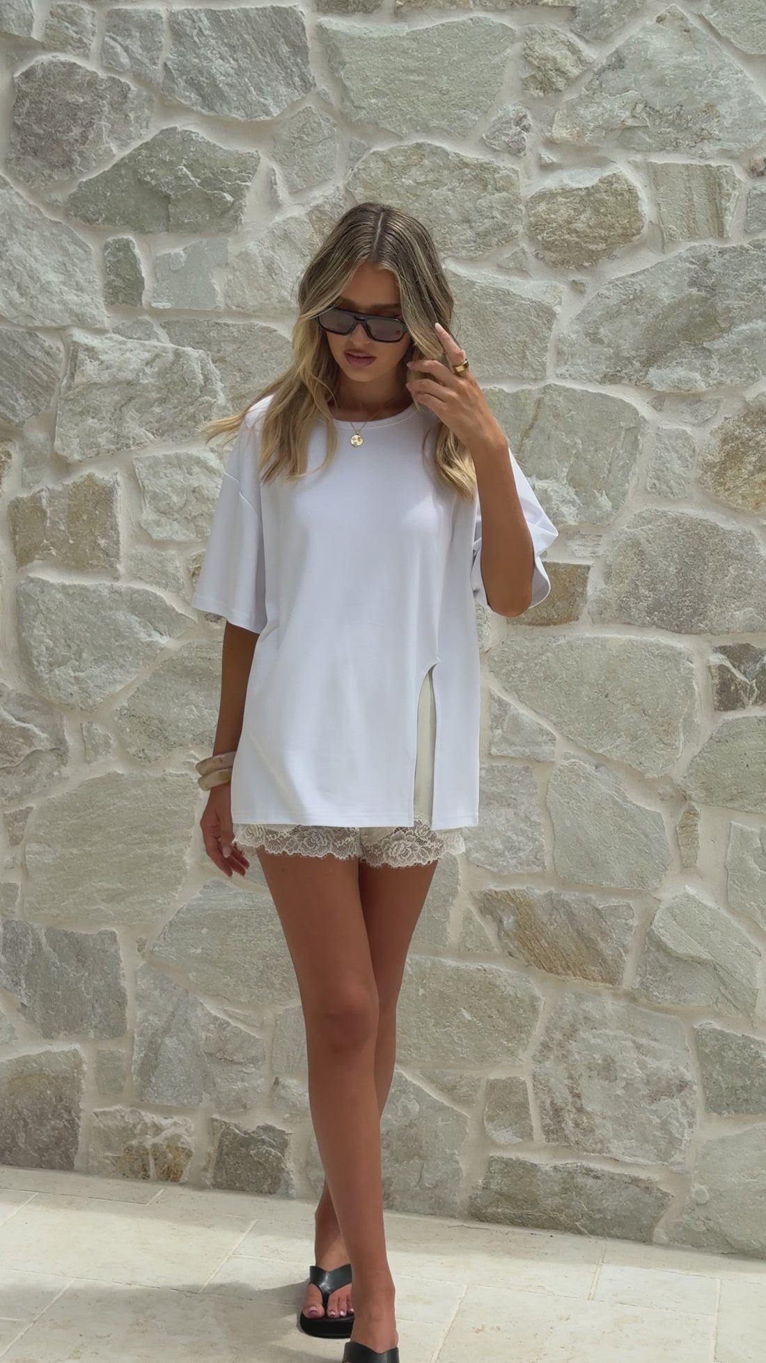 Indie Oversized Tee - White - Billy J
