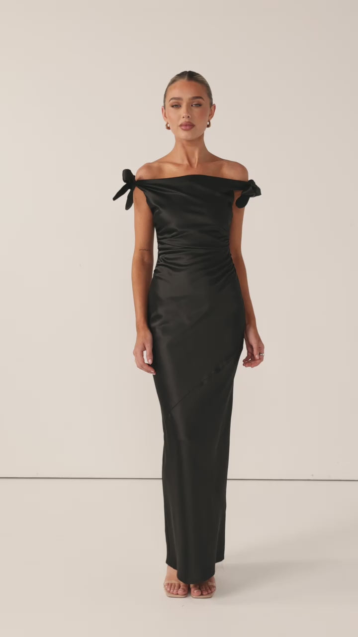 Frida Maxi Dress - Black - Billy J