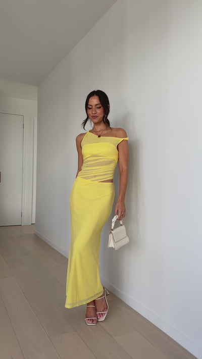 Load and play video in Gallery viewer, Iantha Maxi Dress - Yellow
