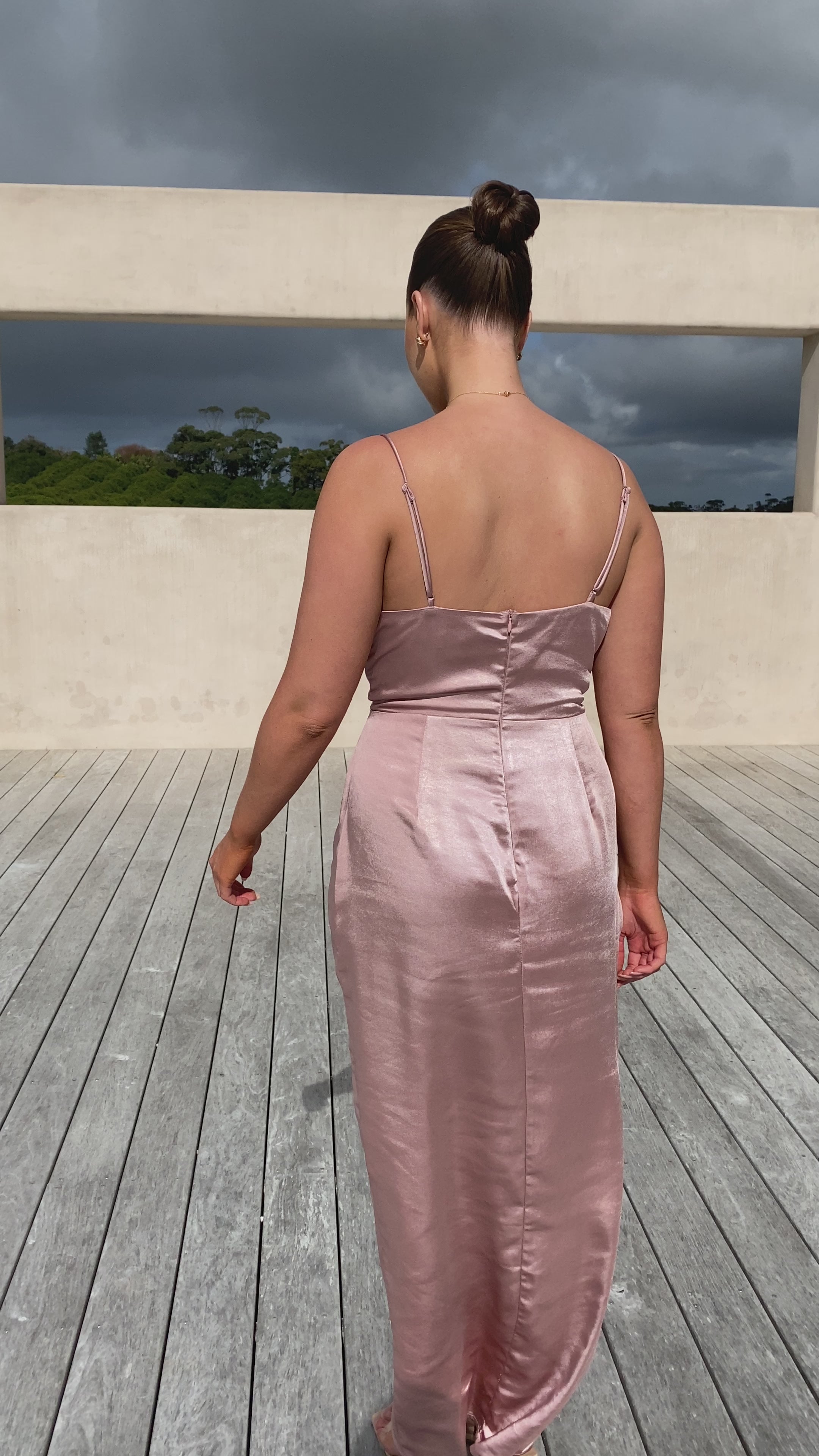 Load video: Tyra Maxi Dress - Dusty Pink - Billy J