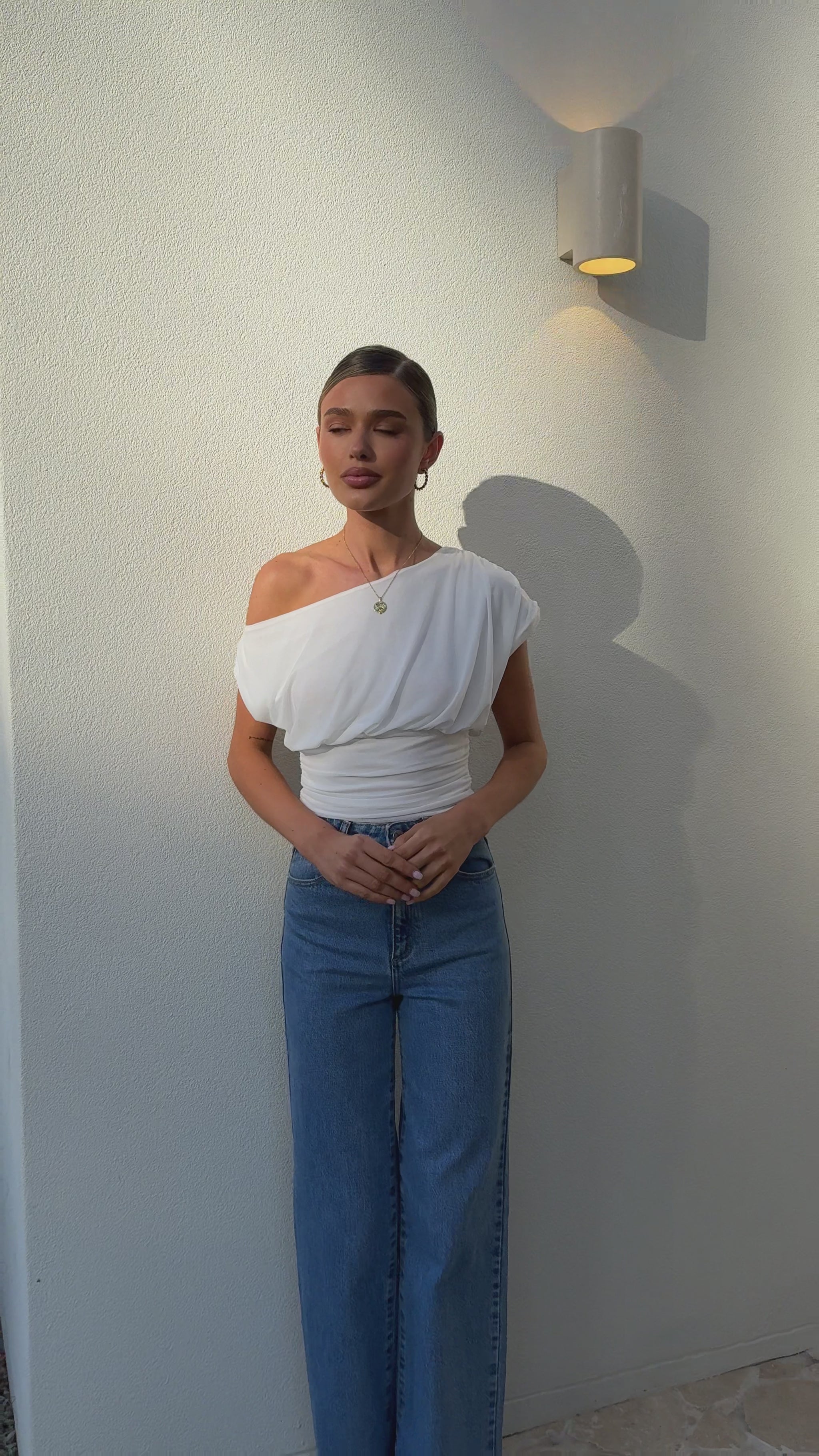 Debby Off Shoulder Top - White - Billy J