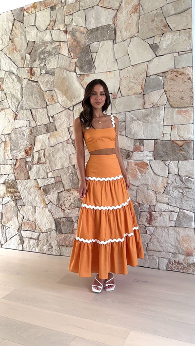 Load and play video in Gallery viewer, Lys Top and Maxi Skirt - Orange/White
