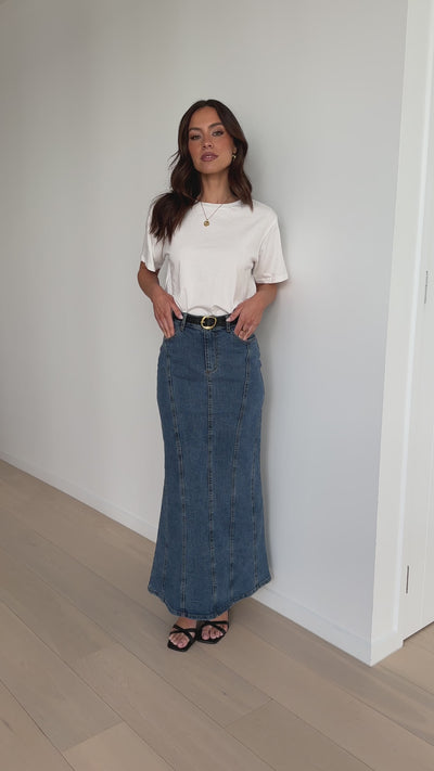 Load and play video in Gallery viewer, Penelope Denim Maxi Skirt - Mid Wash
