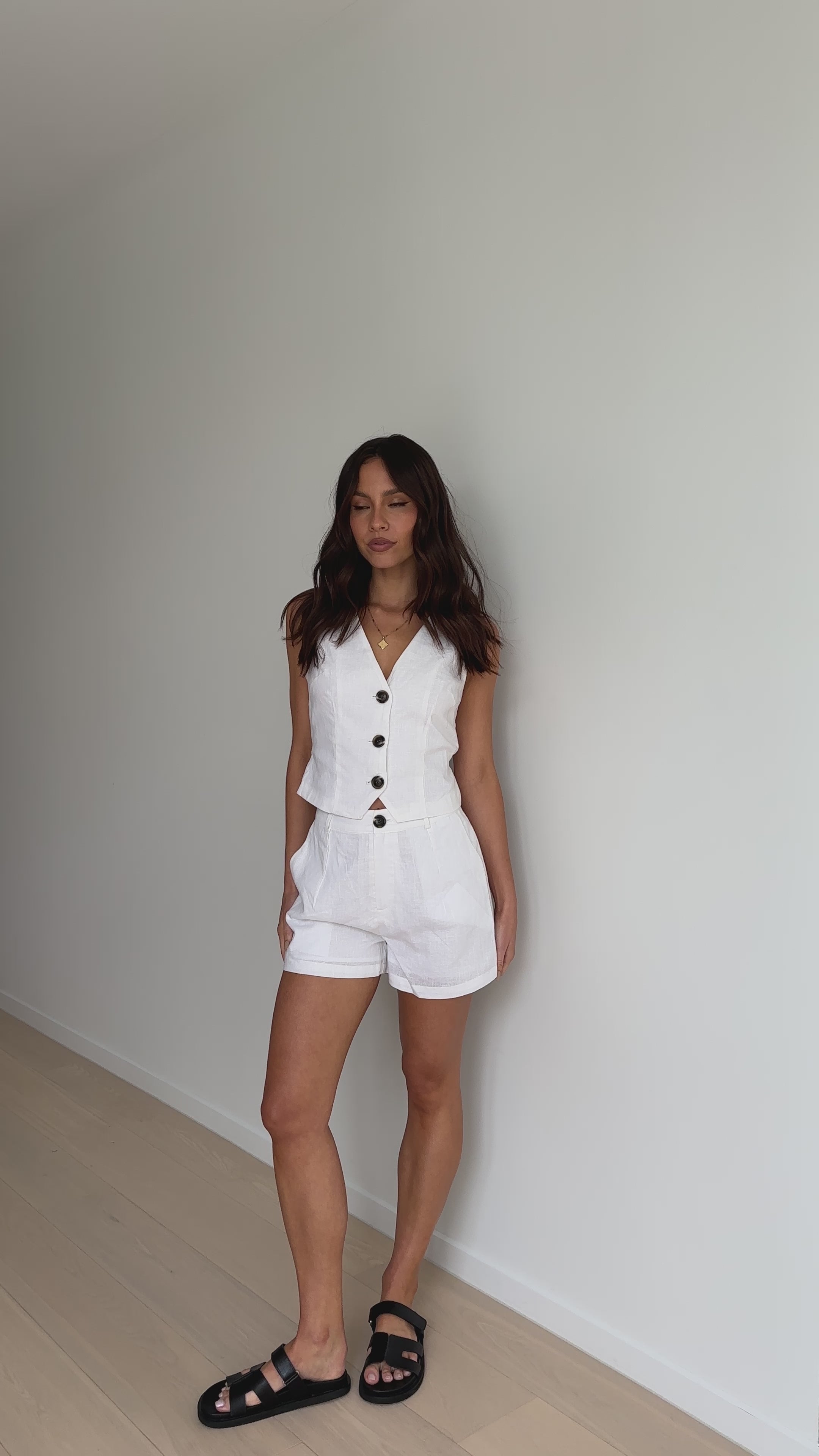 Hale Linen Shorts - White
