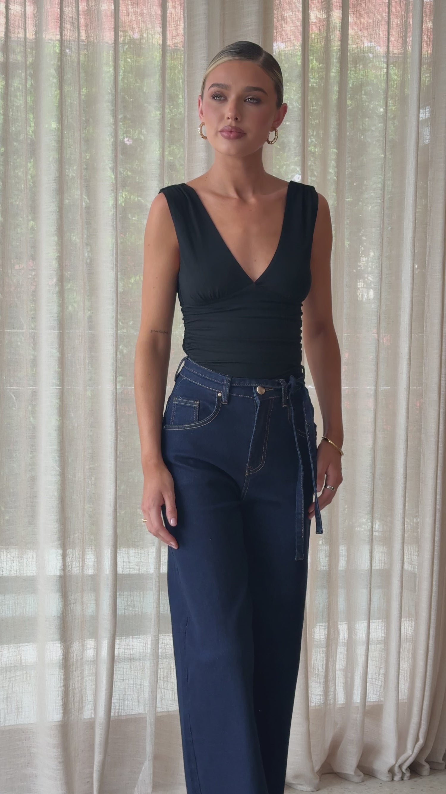 Nyra Wide Leg Jeans - Indigo - Billy J