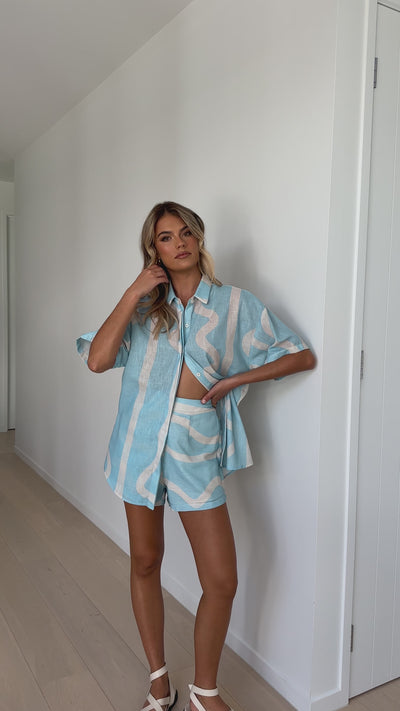 Load and play video in Gallery viewer, Bondi Shirt  - Blue / White Wave Print
