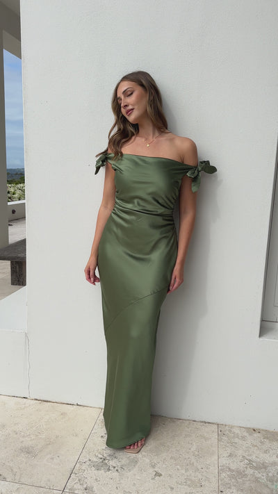Load and play video in Gallery viewer, Frida Maxi Dress - Olive
