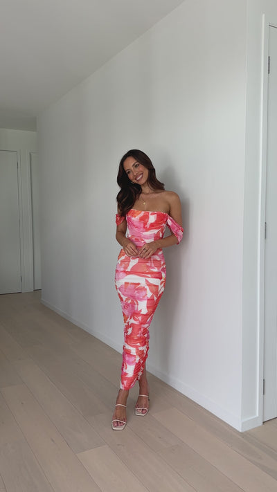 Load and play video in Gallery viewer, Kylie Maxi Dress - Orange Floral
