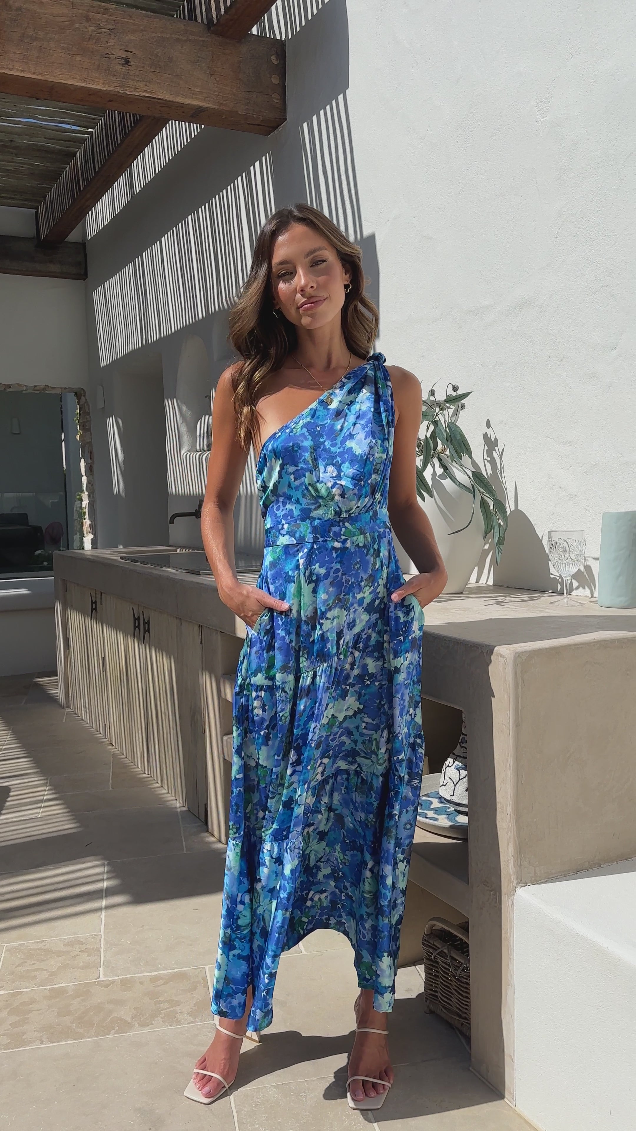 Tori Midi Dress- Blue Floral