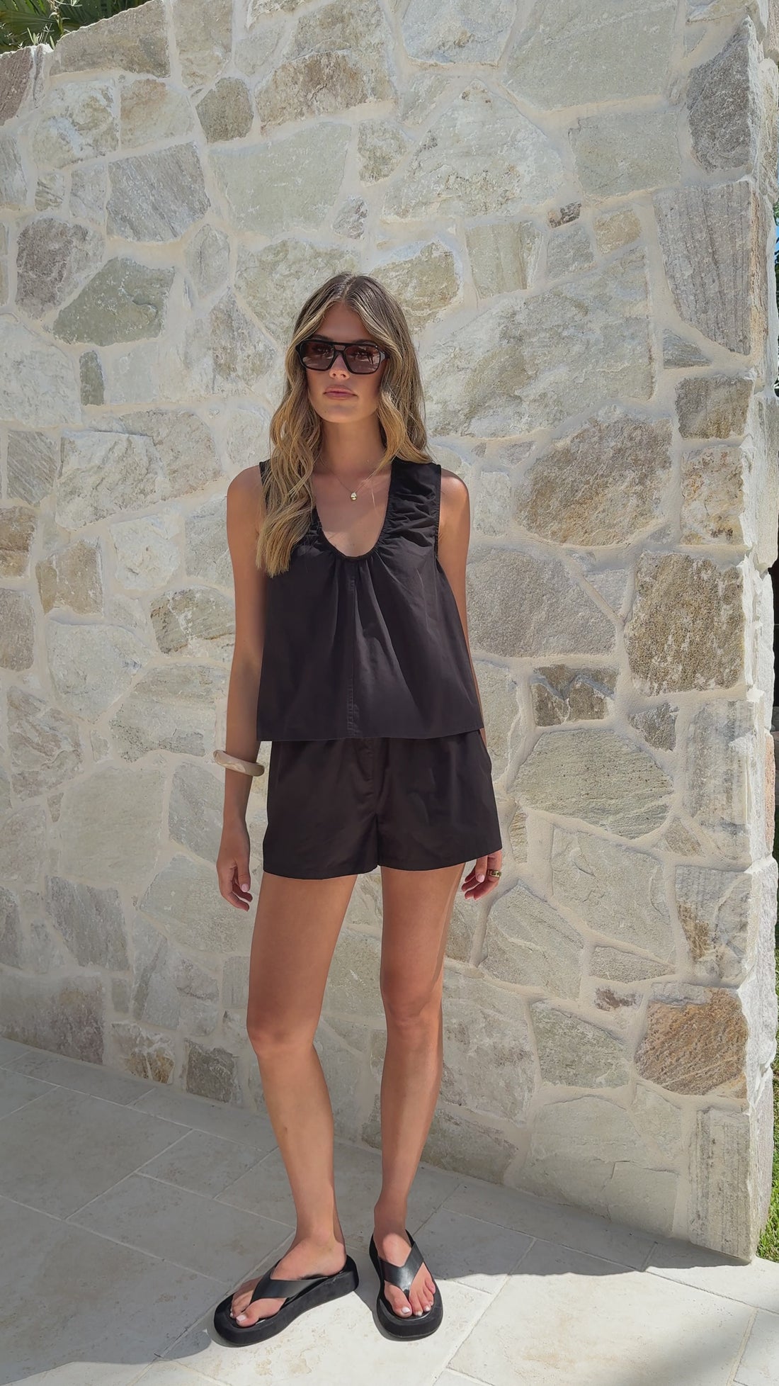 Vika Top - Black - Billy J