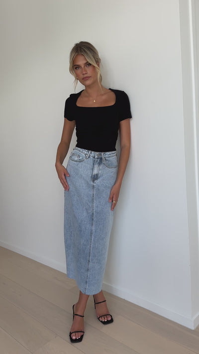 Load and play video in Gallery viewer, Fabian Denim Maxi Skirt - Light Blue
