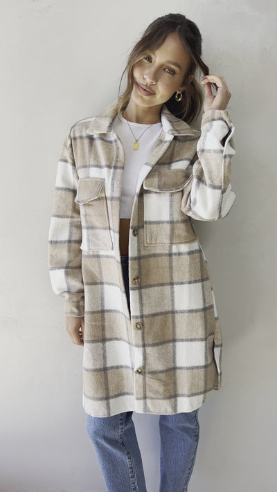 Load and play video in Gallery viewer, Saskia Jacket - Beige/Cream Check
