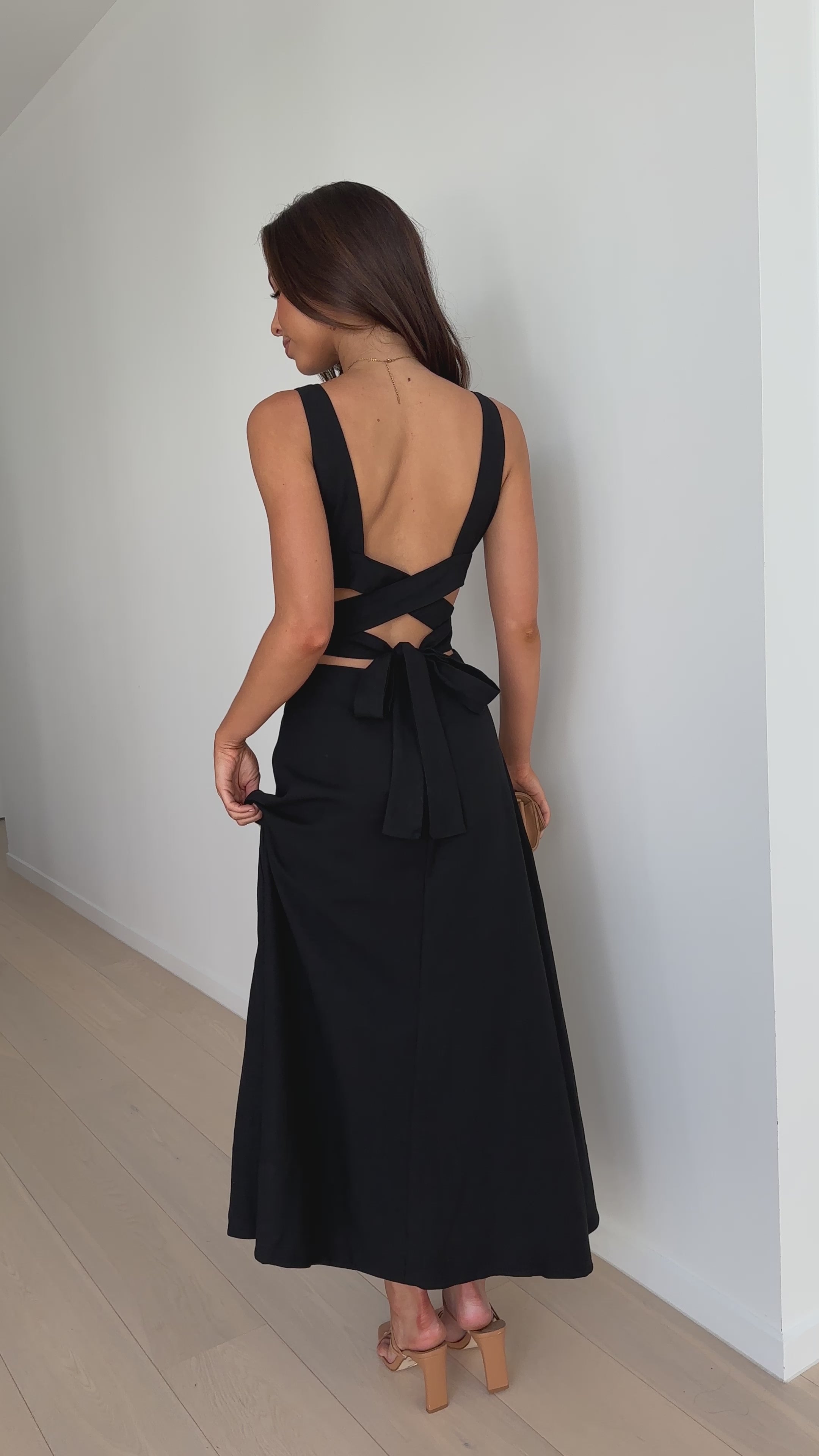 Kimberley Midi Dress - Black