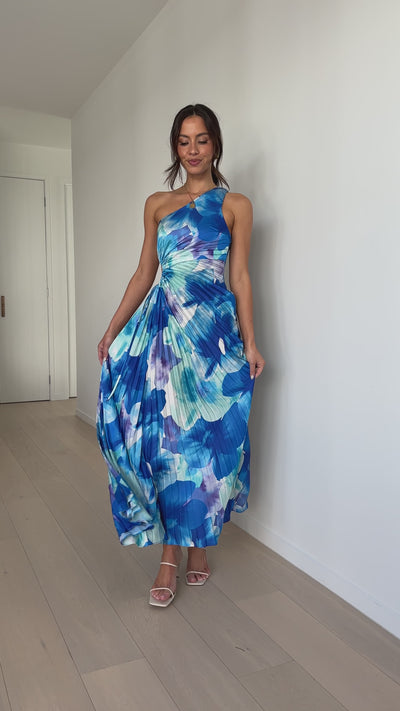 Load and play video in Gallery viewer, Laken Maxi Dress - Blue Floral
