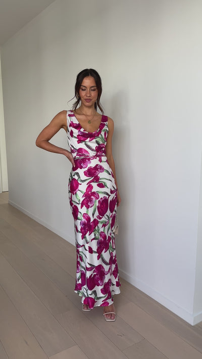 Load and play video in Gallery viewer, Alzira Maxi Dress - Pink Floral
