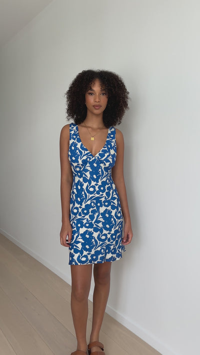 Load and play video in Gallery viewer, Taylor Mini Dress - Blue Floral

