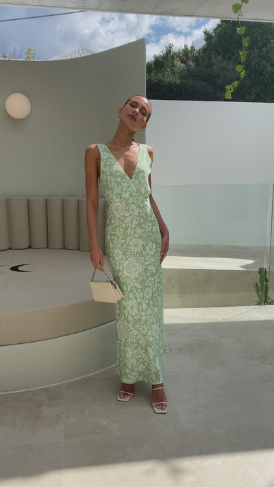 Load and play video in Gallery viewer, Julietta Maxi Dress - Green Floral
