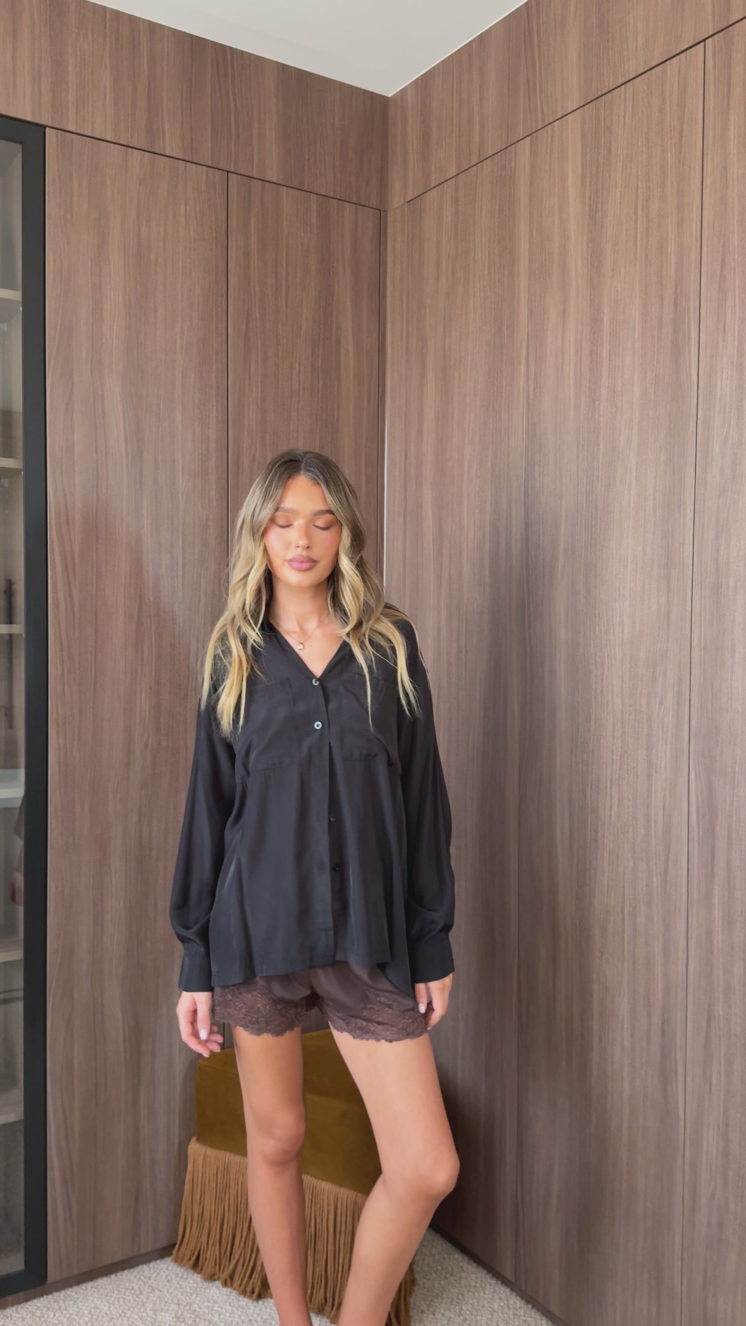 Rylanne Long Sleeve Button Up Top - Black - Billy J