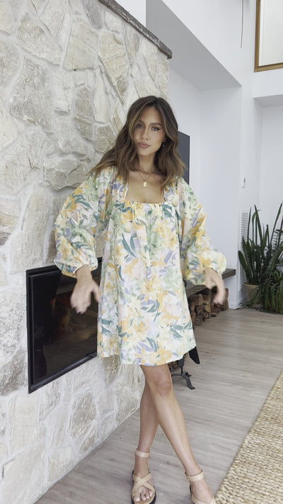Load and play video in Gallery viewer, Dua Mini Dress - Wildflowers Print
