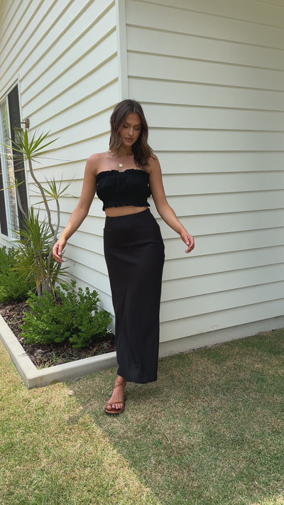 Load and play video in Gallery viewer, Zaltana Maxi Skirt - Black
