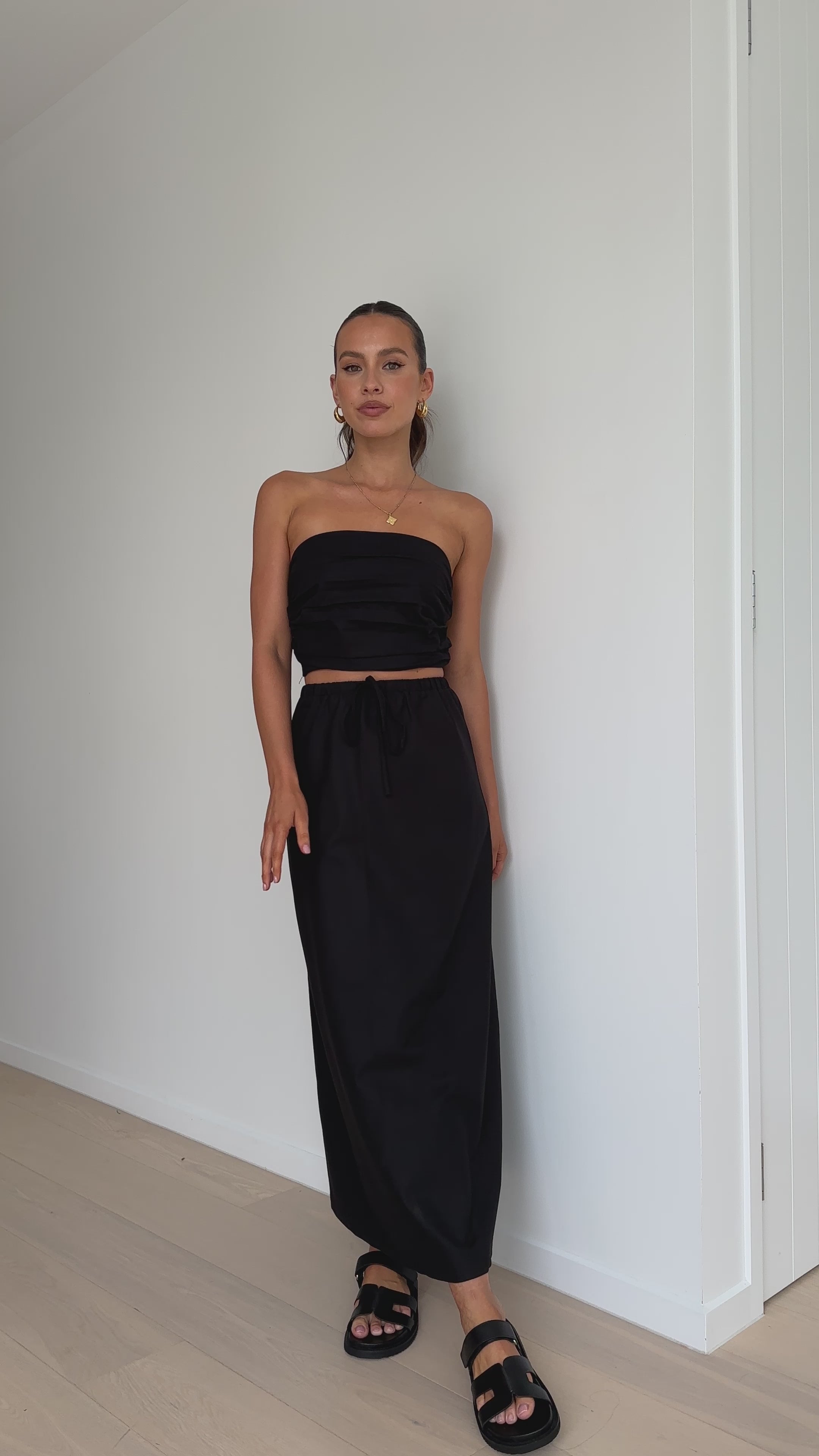 La Brisa Linen Skirt - Black