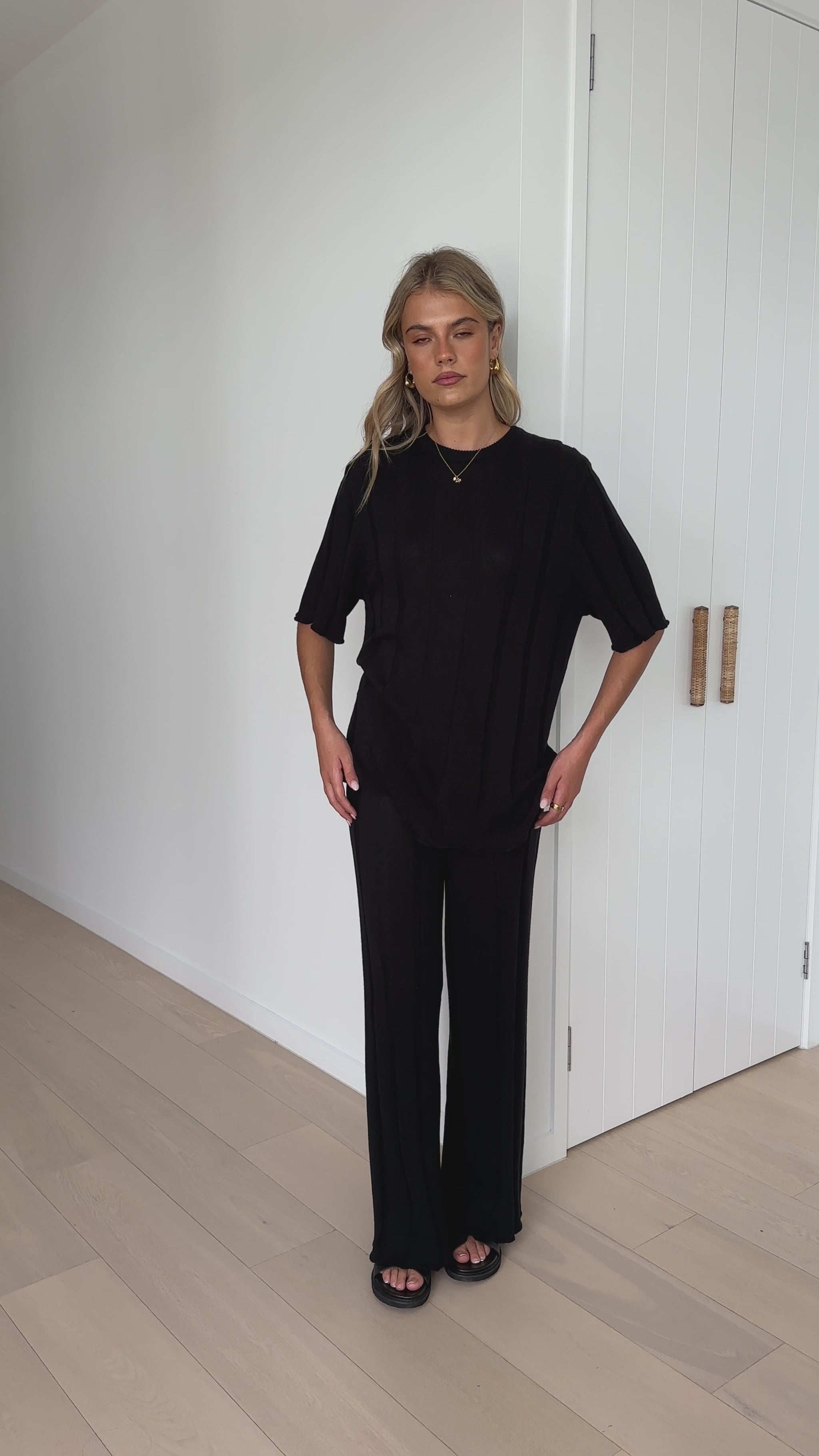Bayu Knit Top - Black - Billy J