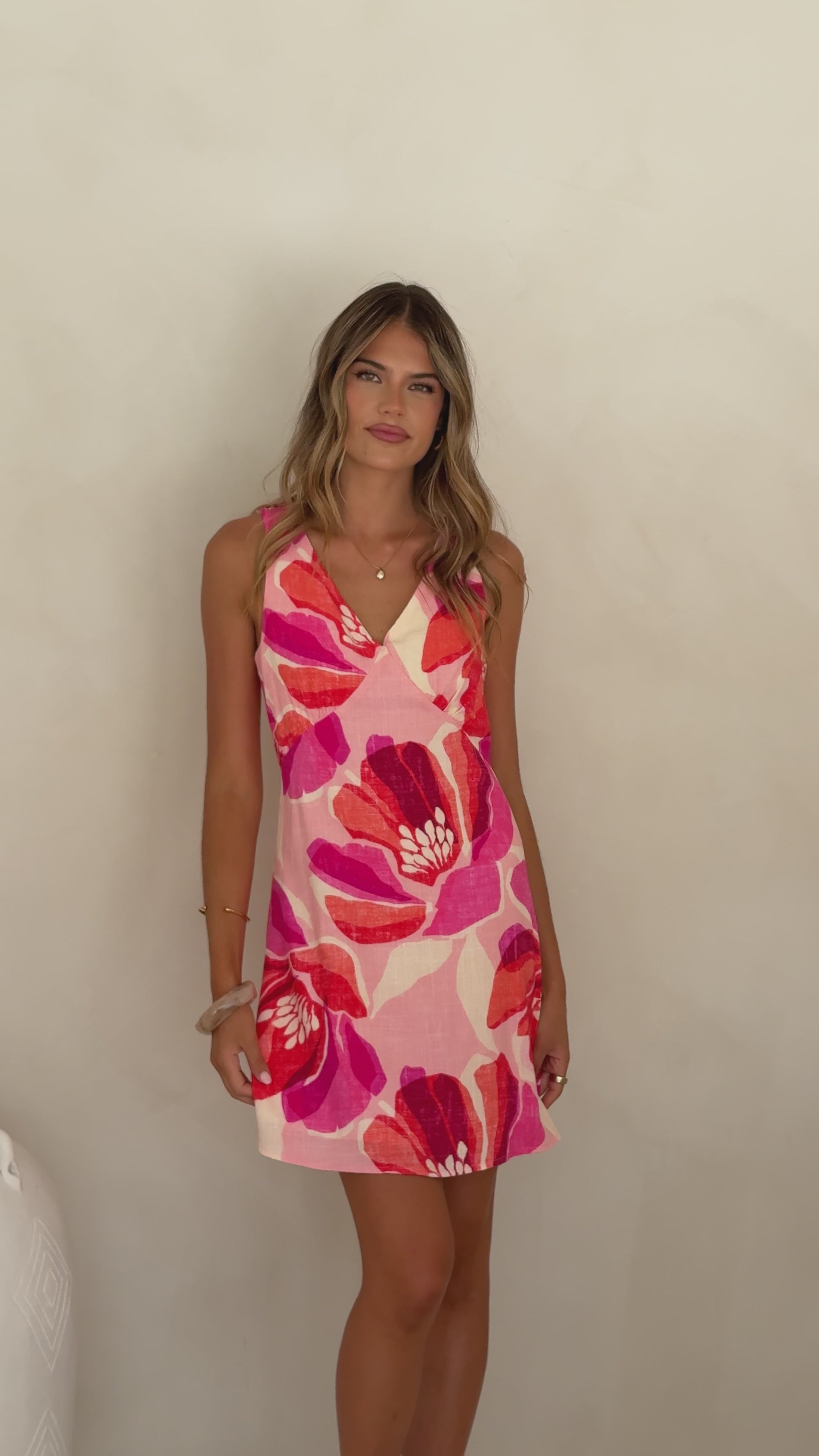 Load video: Cadenza Mini Dress - Rosalie Print - Billy J