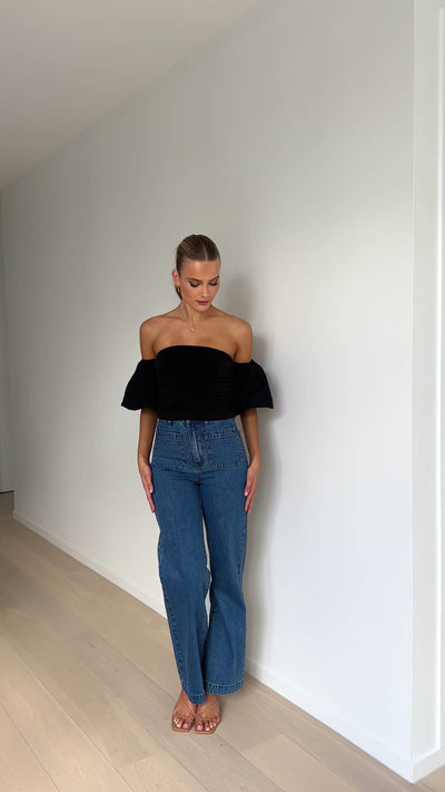 Load and play video in Gallery viewer, Florence Crop Top - Black
