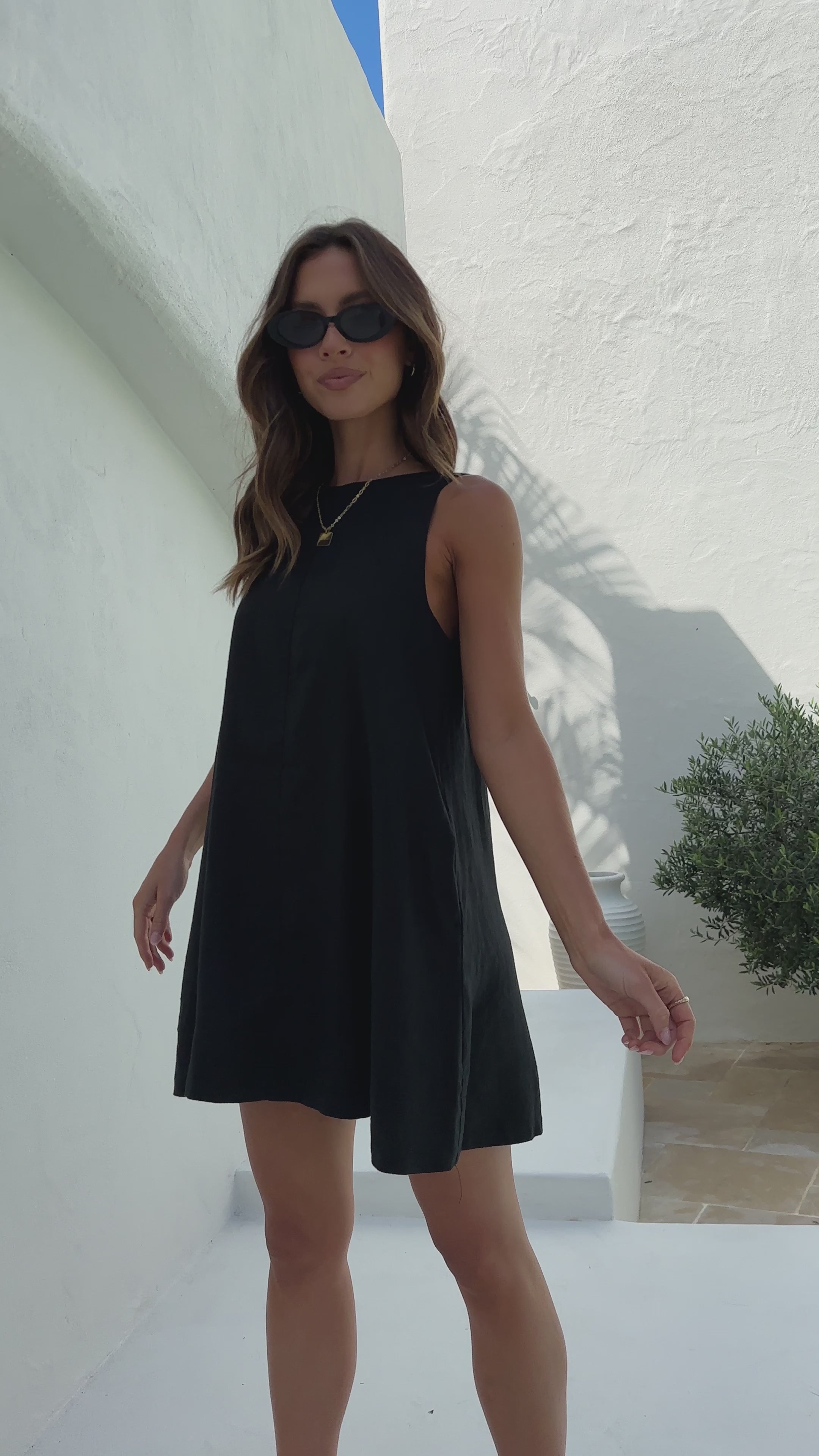 Nemi Linen Dress - Black