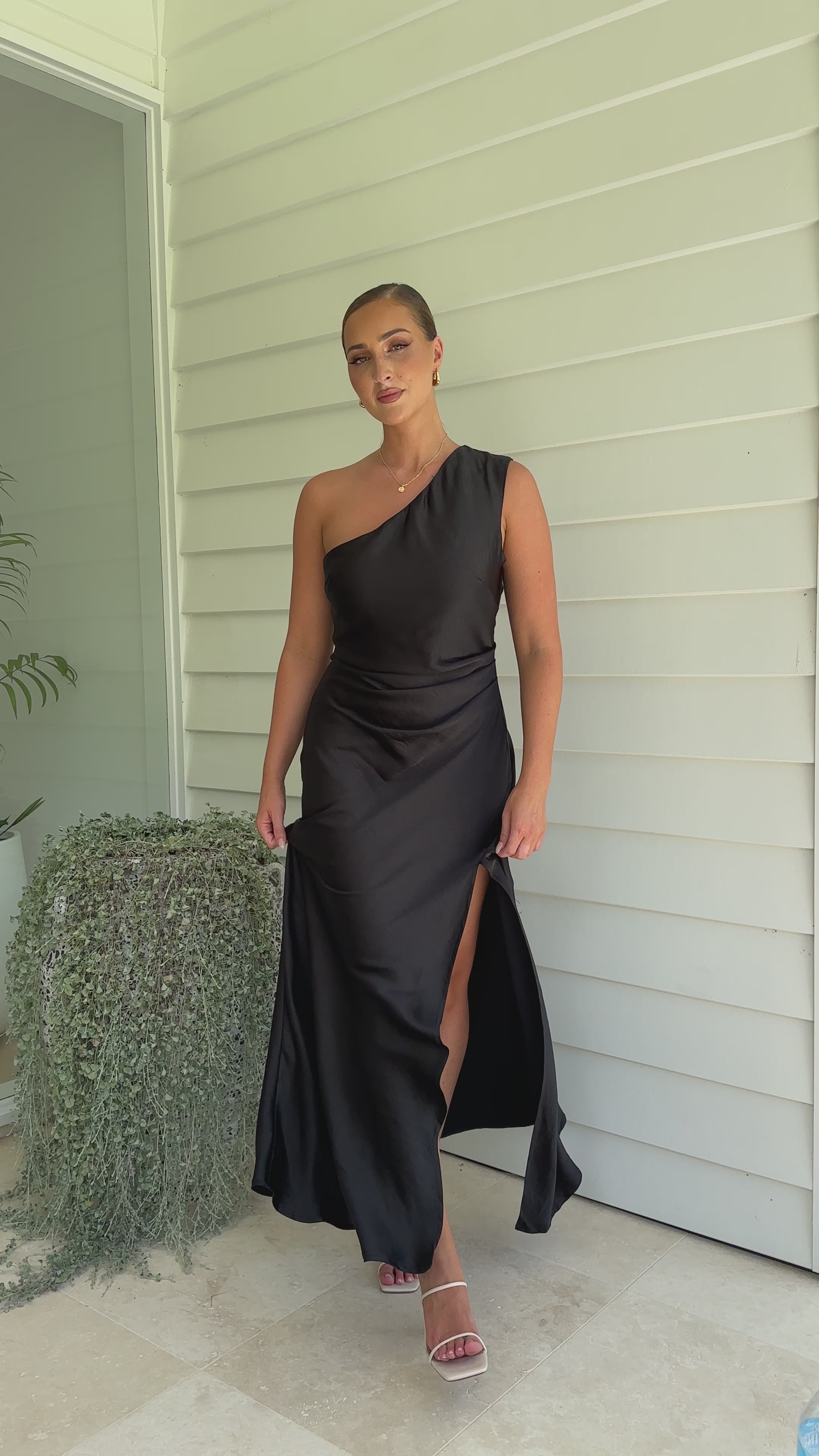 Victoria Maxi Dress - Black