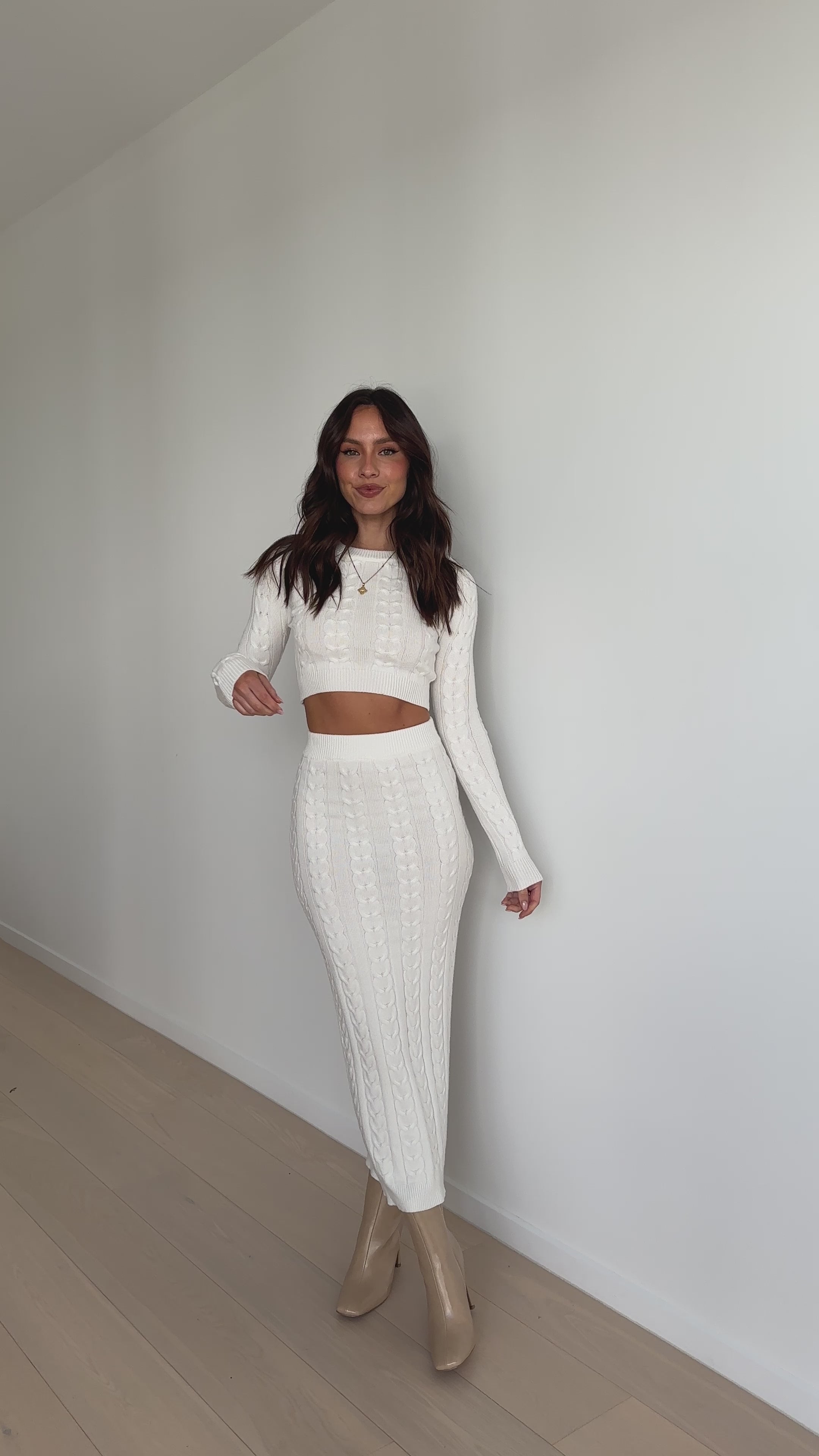 Pacey Long Sleeve Crop Top - White
