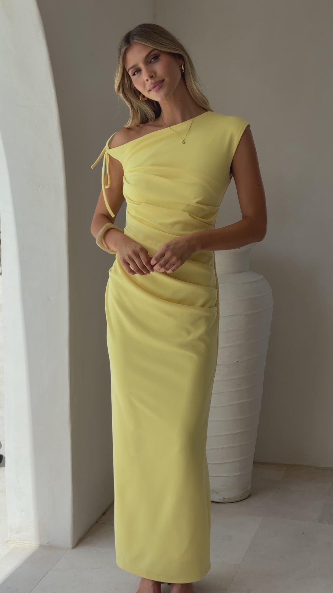 Lealah Maxi Dress - Yellow - Billy J
