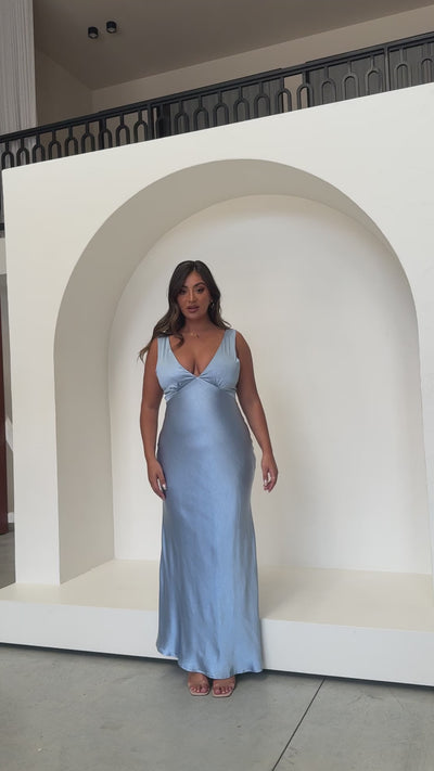 Load and play video in Gallery viewer, Sofia Maxi Dress - Blue
