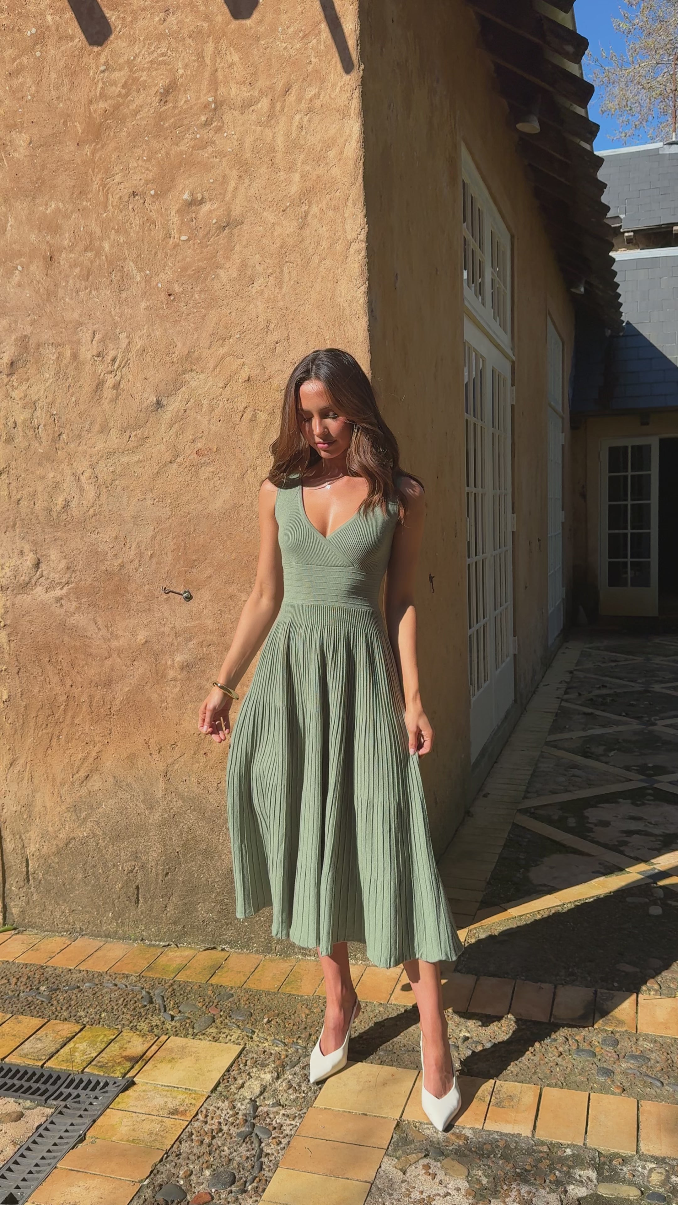 Load video: Jayde Knit Dress - Khaki - Billy J