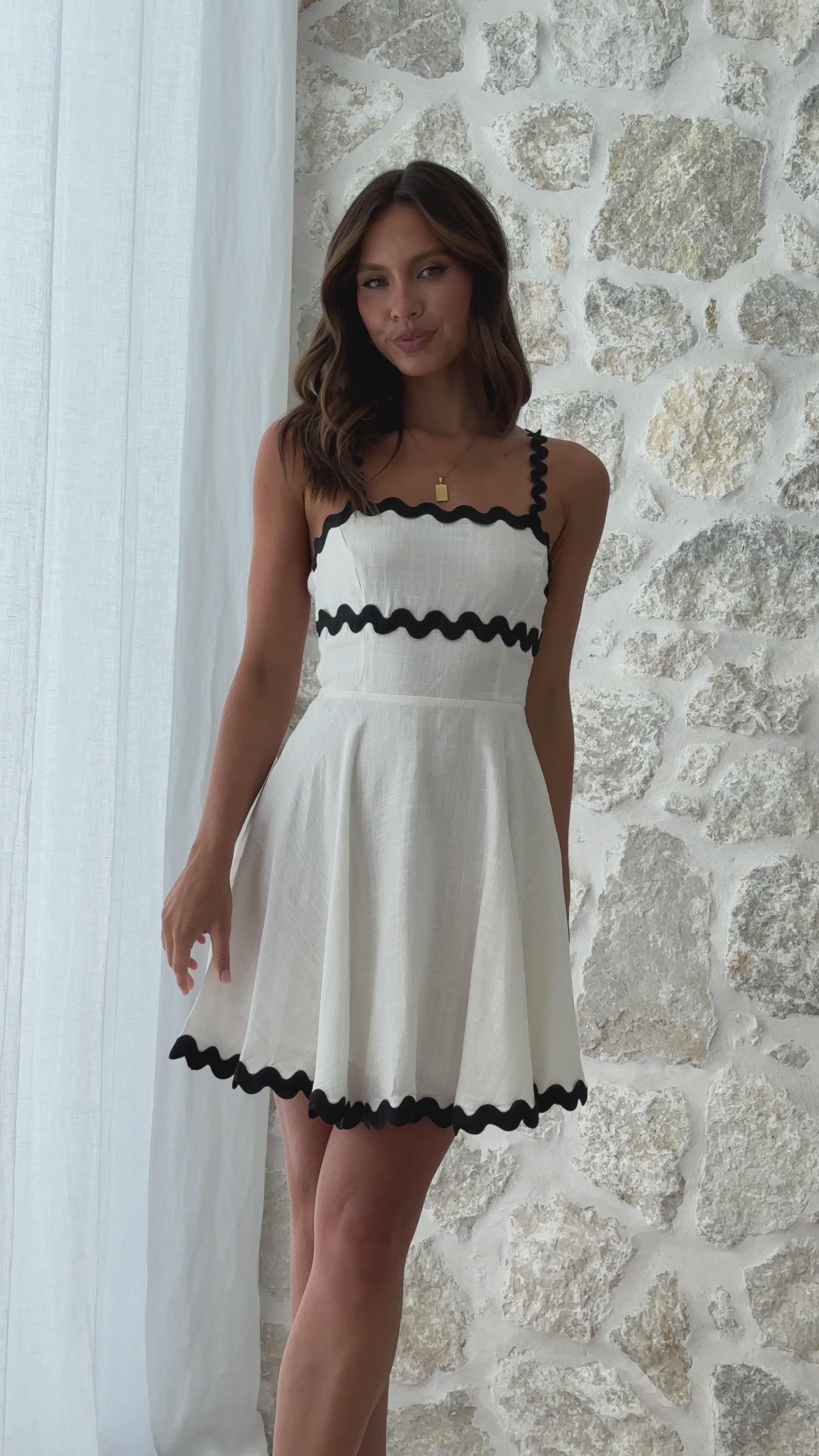 Lys Mini Dress - White/Black
