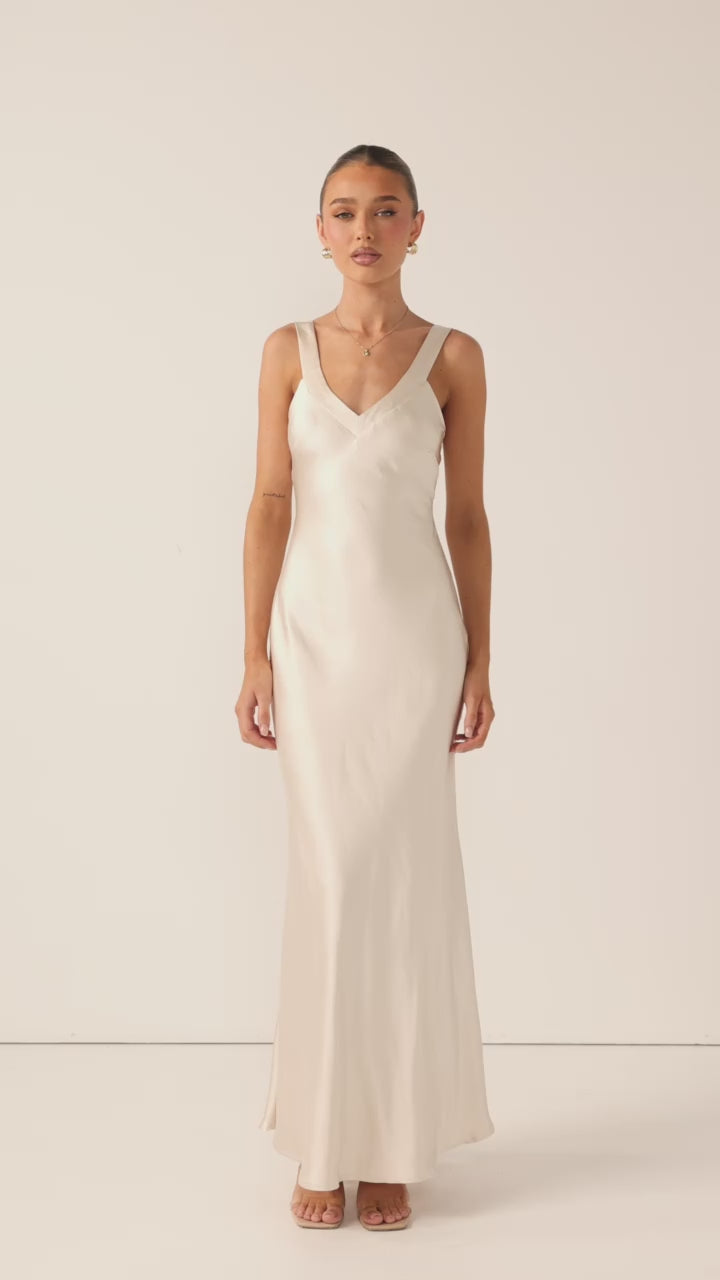 Andie Maxi Dress - Champagne - Billy J