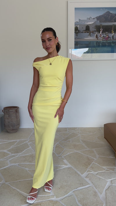 Load and play video in Gallery viewer, Lilah Maxi Dress - Yellow
