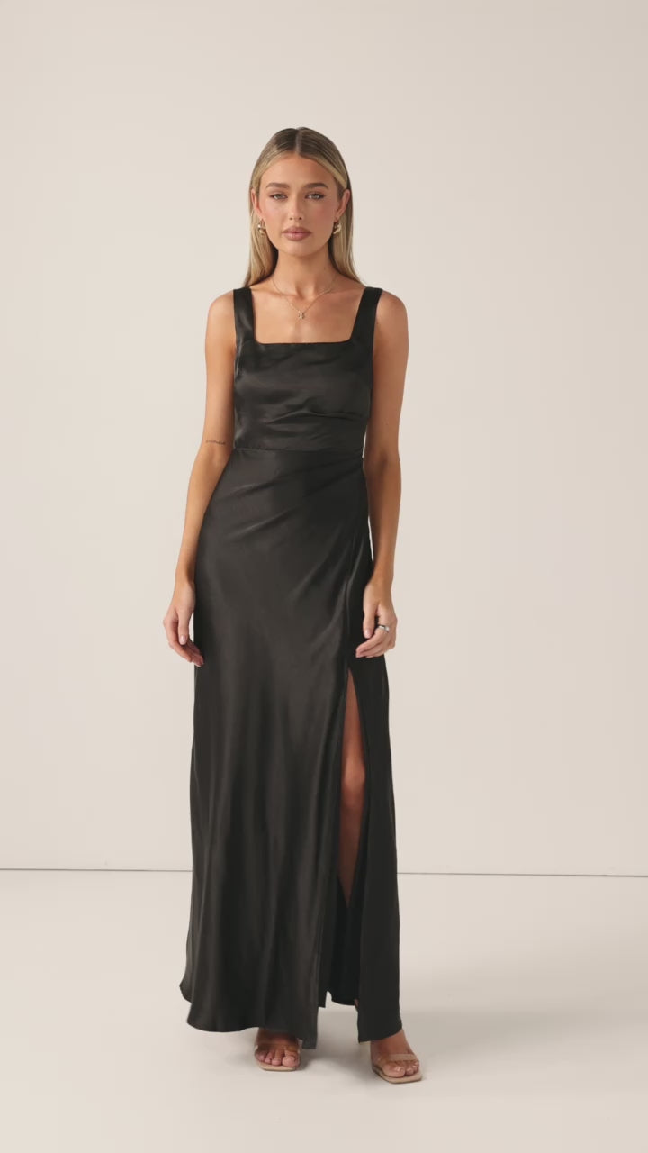 Load video: Alaria Maxi Dress - Black - Billy J