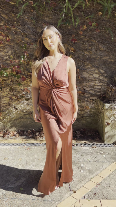 Load and play video in Gallery viewer, Lucia Maxi Dress - Rust
