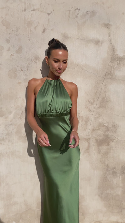 Load and play video in Gallery viewer, Soko Maxi Dress - Olive
