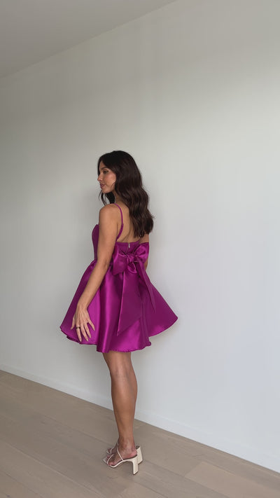 Load and play video in Gallery viewer, Ichiko Mini Dress - Magenta
