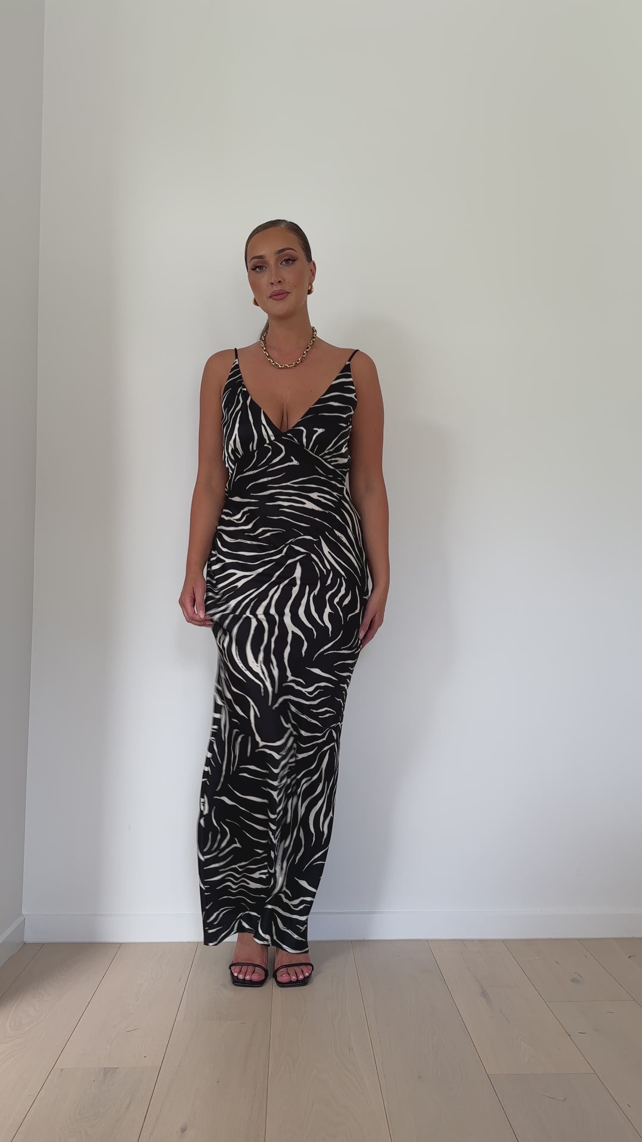 Load video: Zita Maxi Dress - Black/White - Billy J