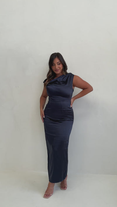 Load and play video in Gallery viewer, Harlowe Maxi Dress - Navy
