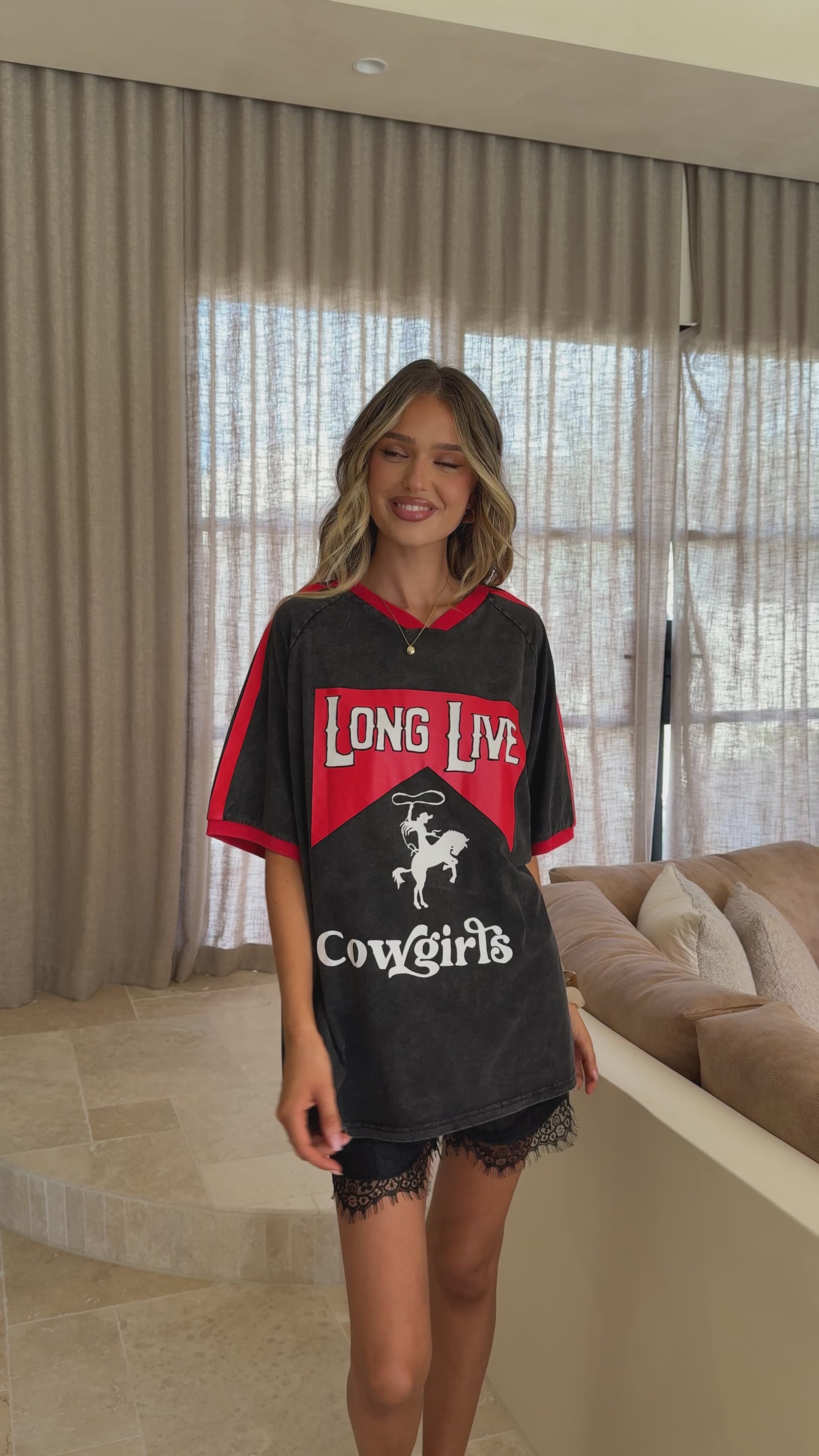 Long Live Cowgirls Oversized Tee - Black/Red - Billy J