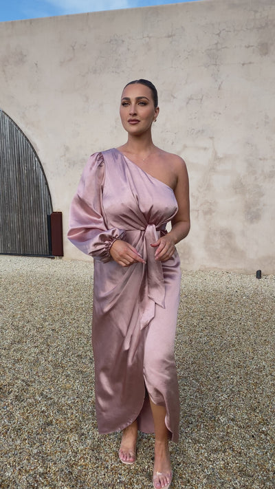 Load and play video in Gallery viewer, Heidi One Shoulder Maxi Dress - Dusty Pink
