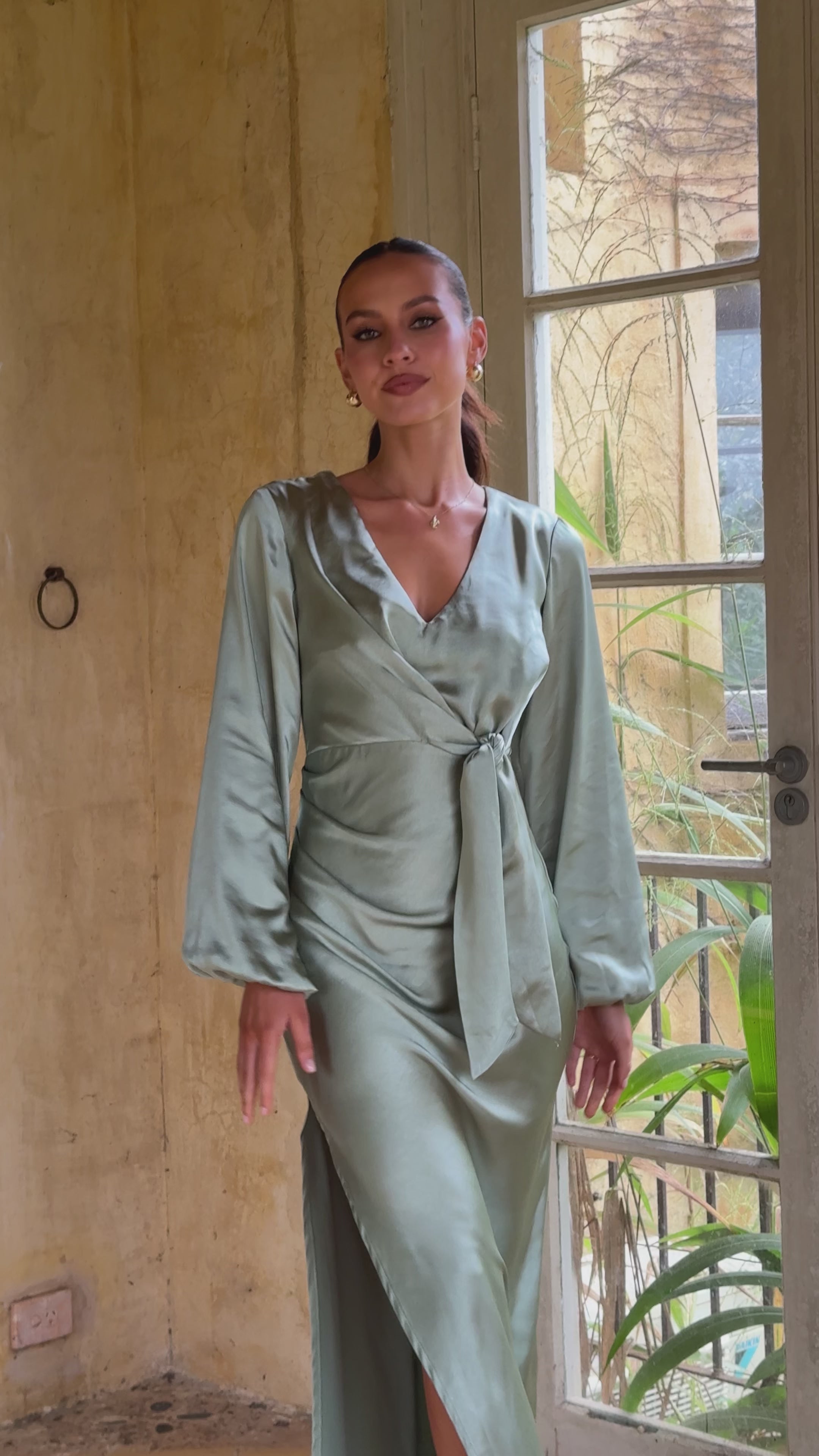 Load video: Ivy Long Sleeve Tie Front Maxi Dress - Sage - Billy J