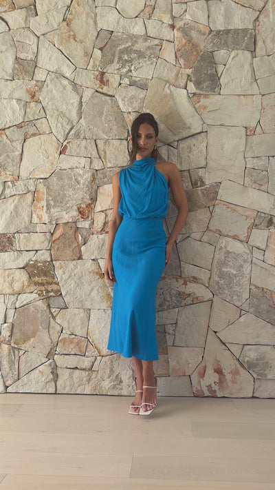 Load and play video in Gallery viewer, Estha Linen Maxi Dress - Blue

